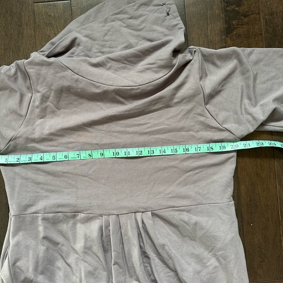 New never worn Dulce dress from Buttercream Clothing- see description for sizing - Picture 4 of 4